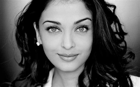 aishwarya rai black and white photo